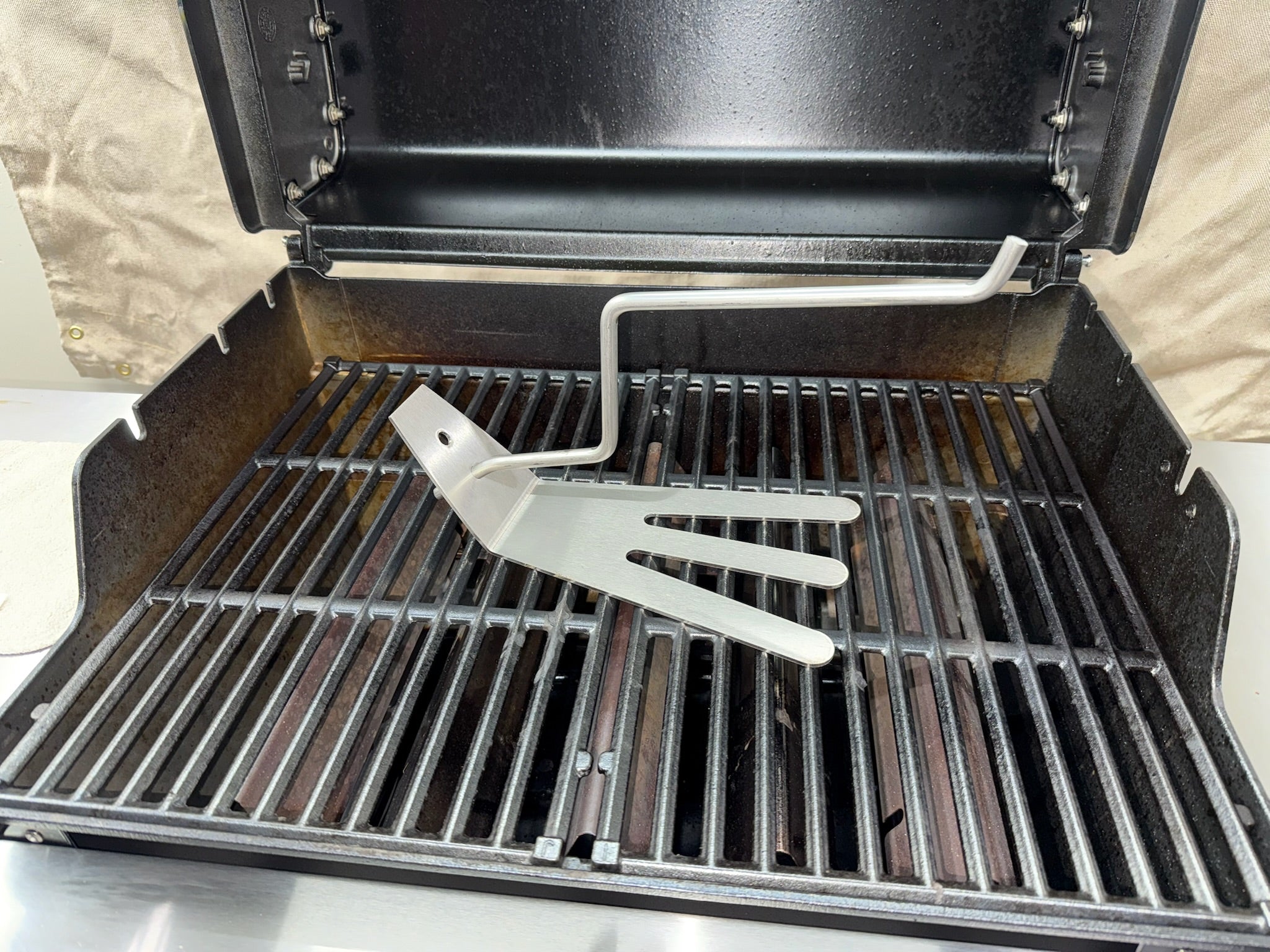 PoulTree Chicken Rod + Foot Rest Bundle (skillet-free stand)